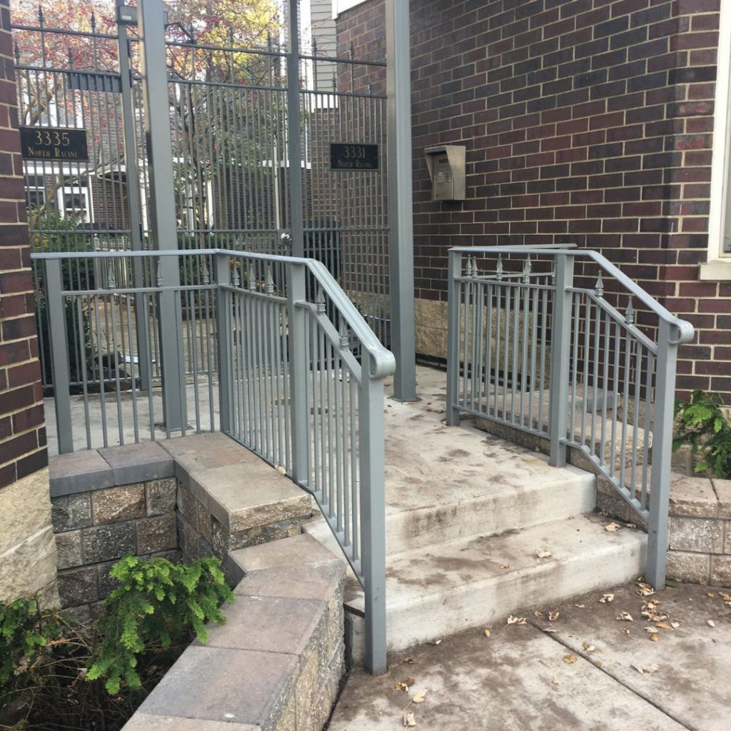 your guide to seamless commercial gray railing installation in northbrook