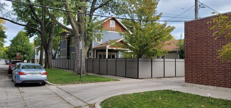 Are Composite Fences Ecofriendly Chicago