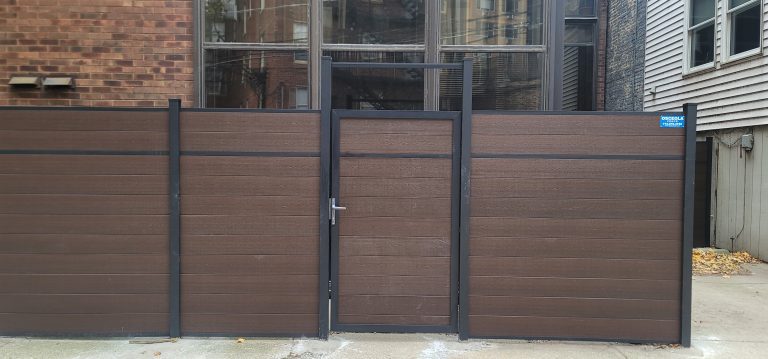 Alternatives to Wood Fencing Chicago Il
