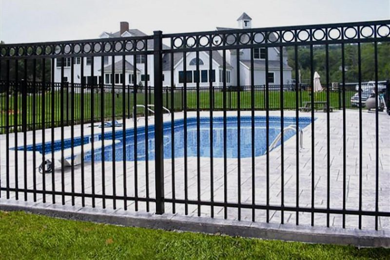 Reasons to Replace your Pool Fence During Summer