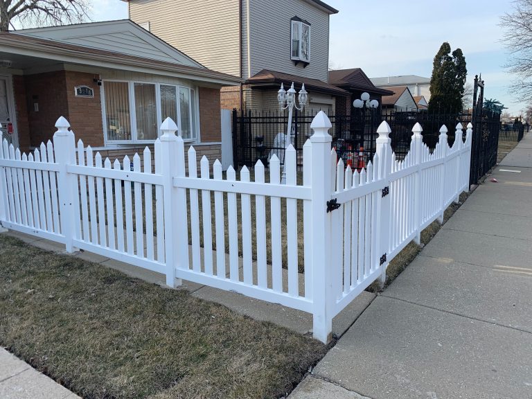 How To Choose Your Vinyl Fencing Color Chicago Il