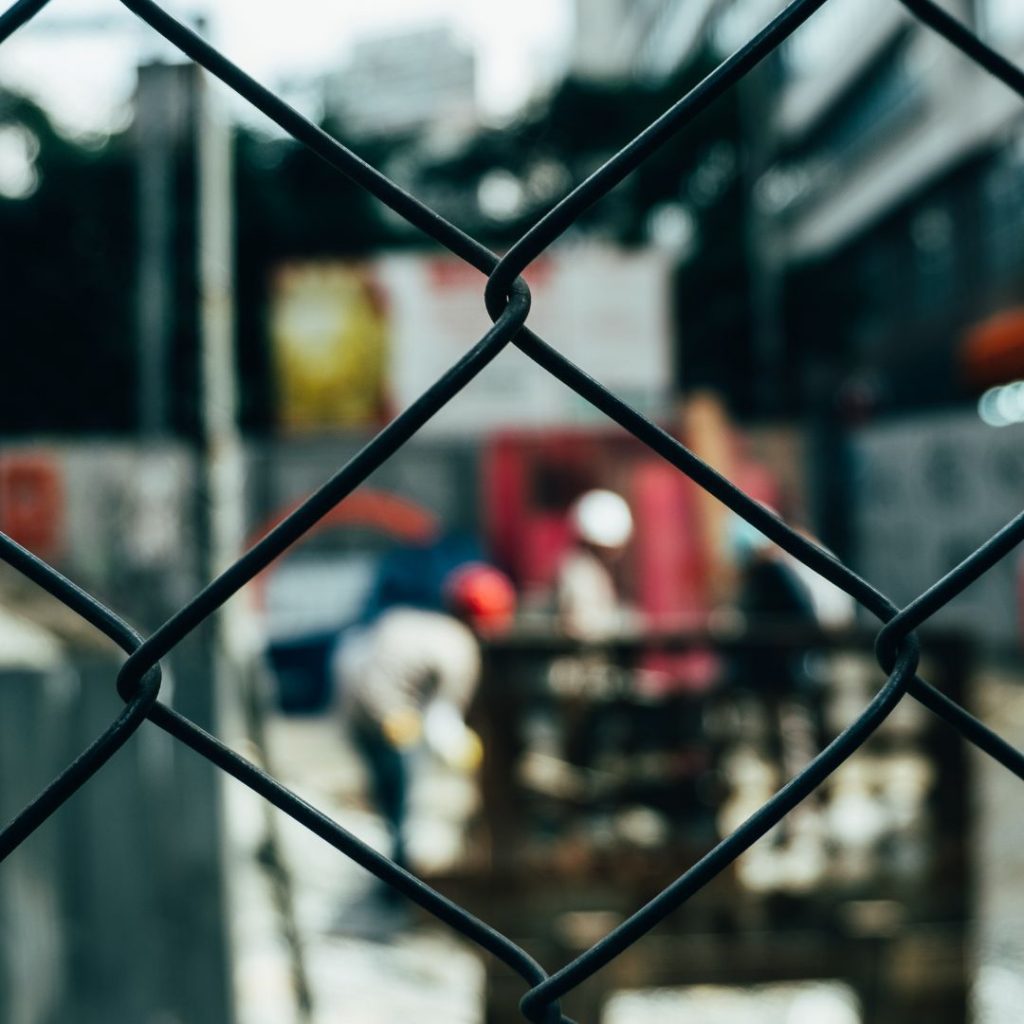 Chain Links Is The Kind Of Fence Everyone Wants For Their Business chain link in surbubs