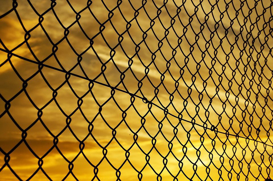 The Benefits of Installing Commercial Fencing for Businesses