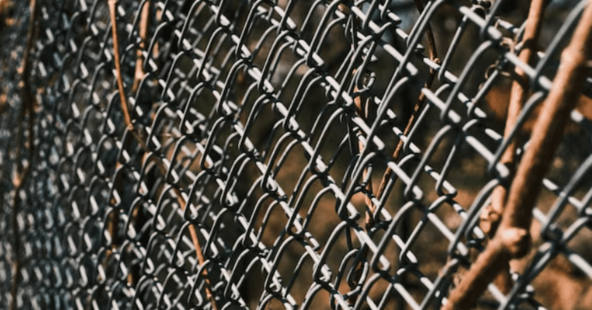 benefits of cyclone fencing