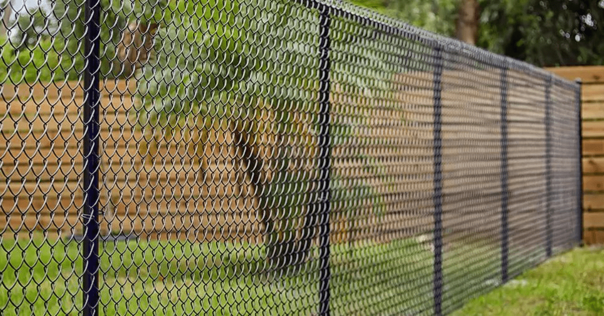 essential chain link fence installation tips