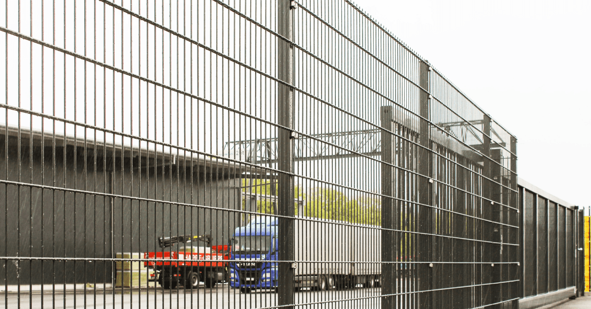 essential security features of industrial fencing systems